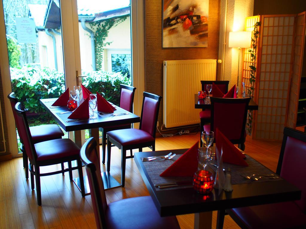 The Originals City, Hotel Et Restaurant Aster, Saint-Avold Nord Creutzwald Exterior photo